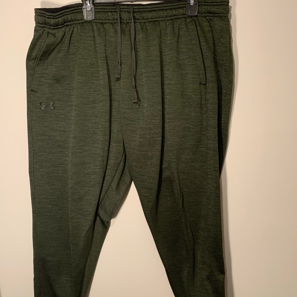 Under Armour Loose Green Joggers